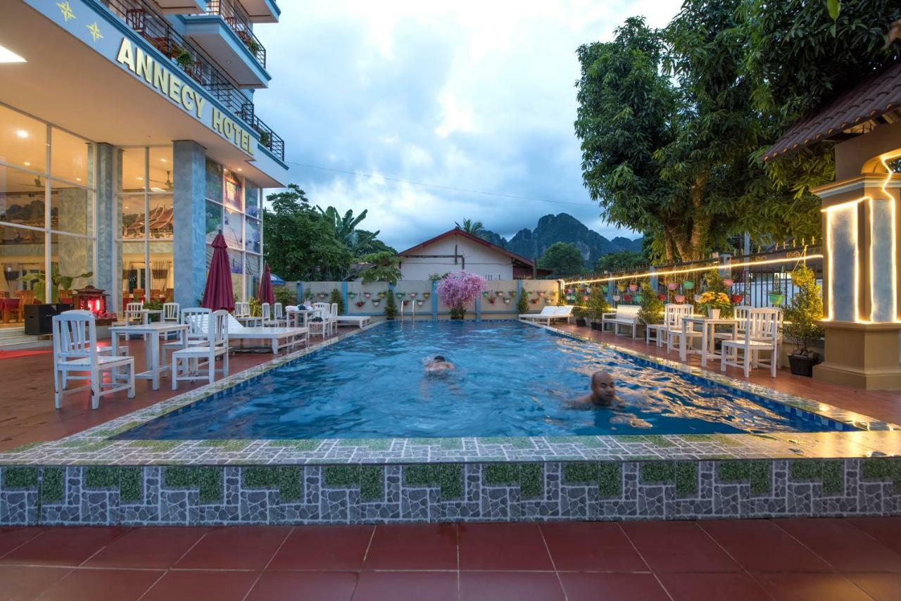 Annecy Hotel Vang Vieng Zewnętrze zdjęcie