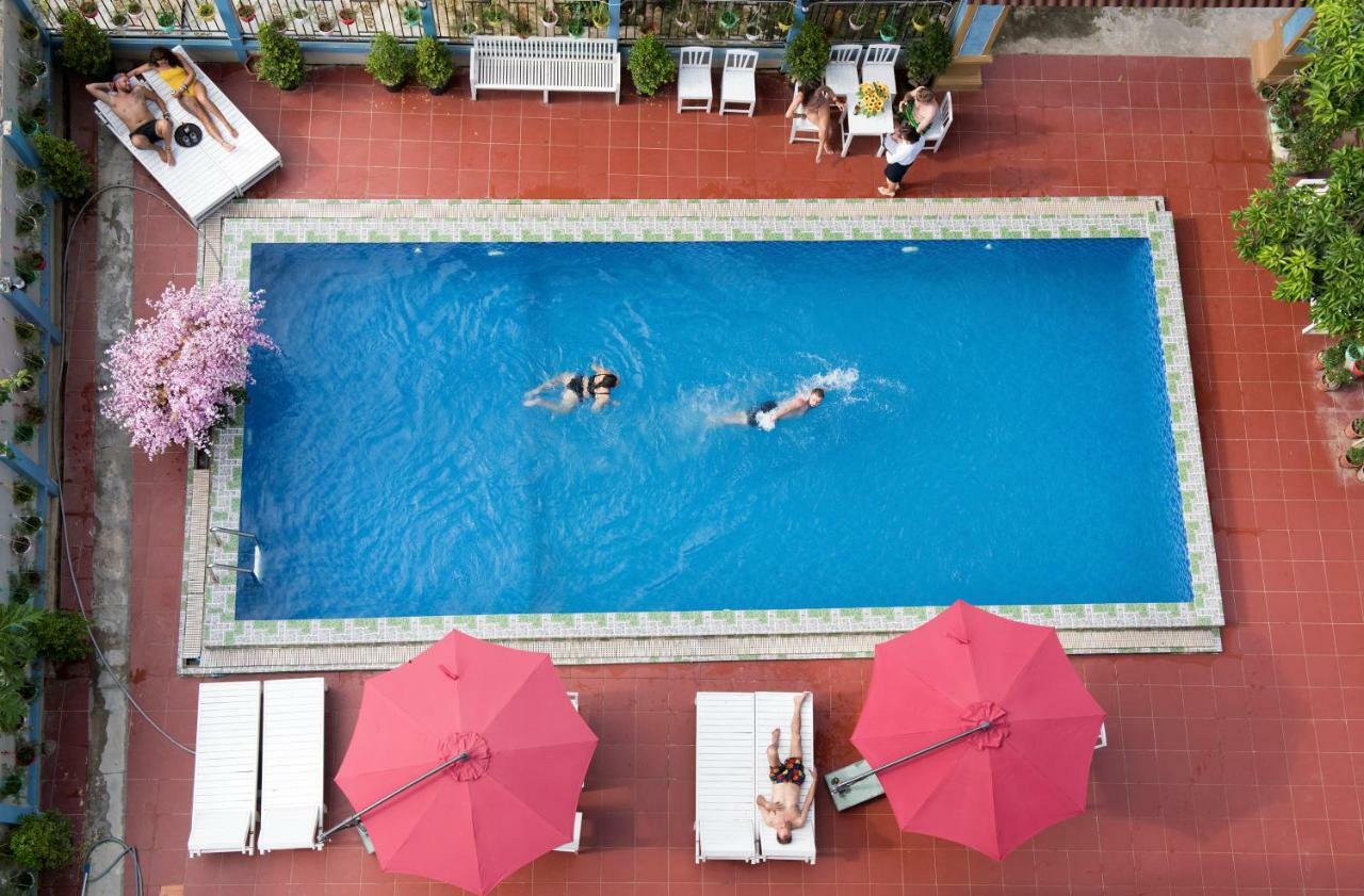 Annecy Hotel Vang Vieng Zewnętrze zdjęcie
