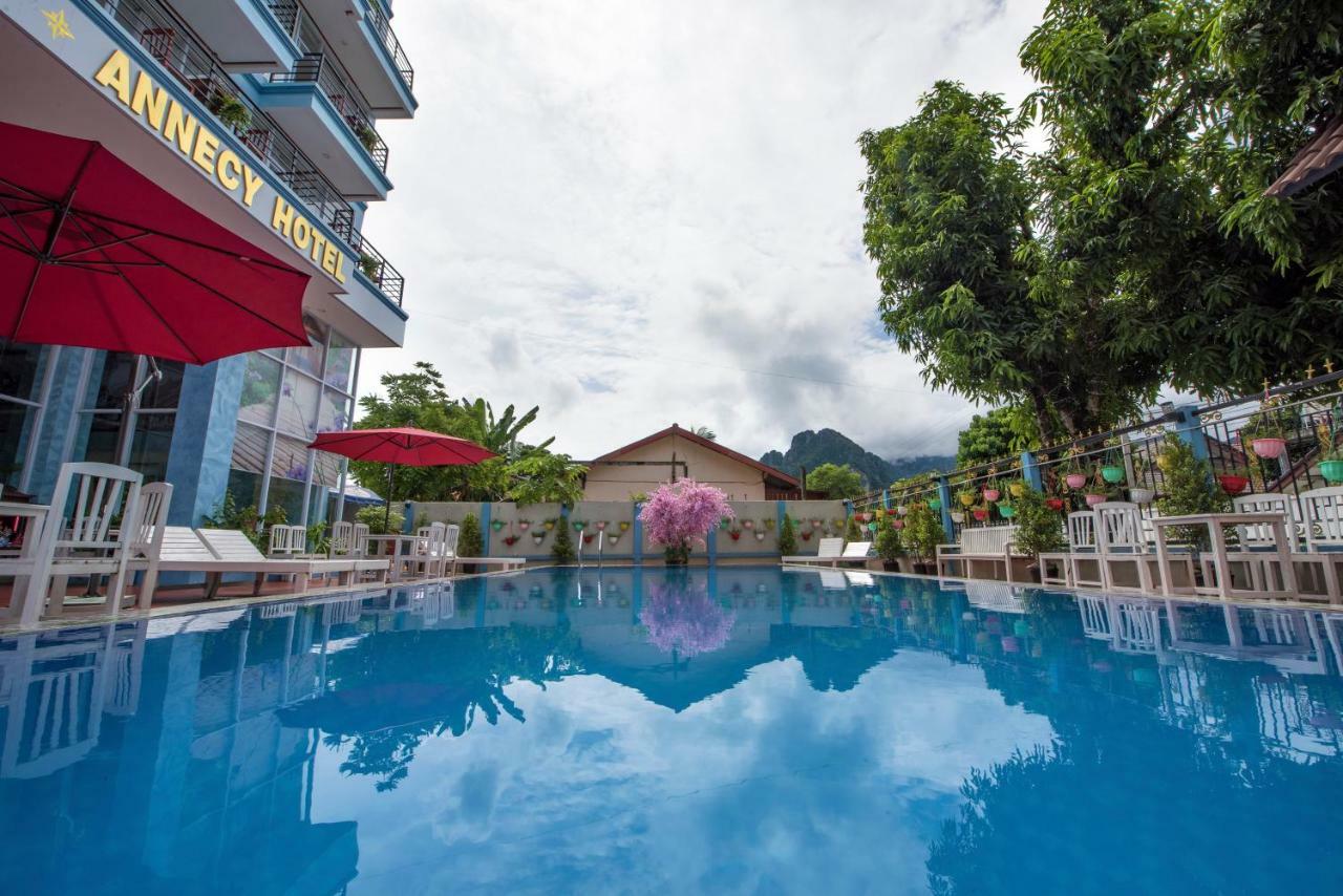 Annecy Hotel Vang Vieng Zewnętrze zdjęcie