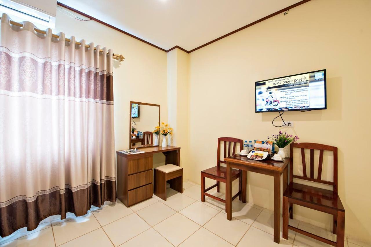 Annecy Hotel Vang Vieng Zewnętrze zdjęcie
