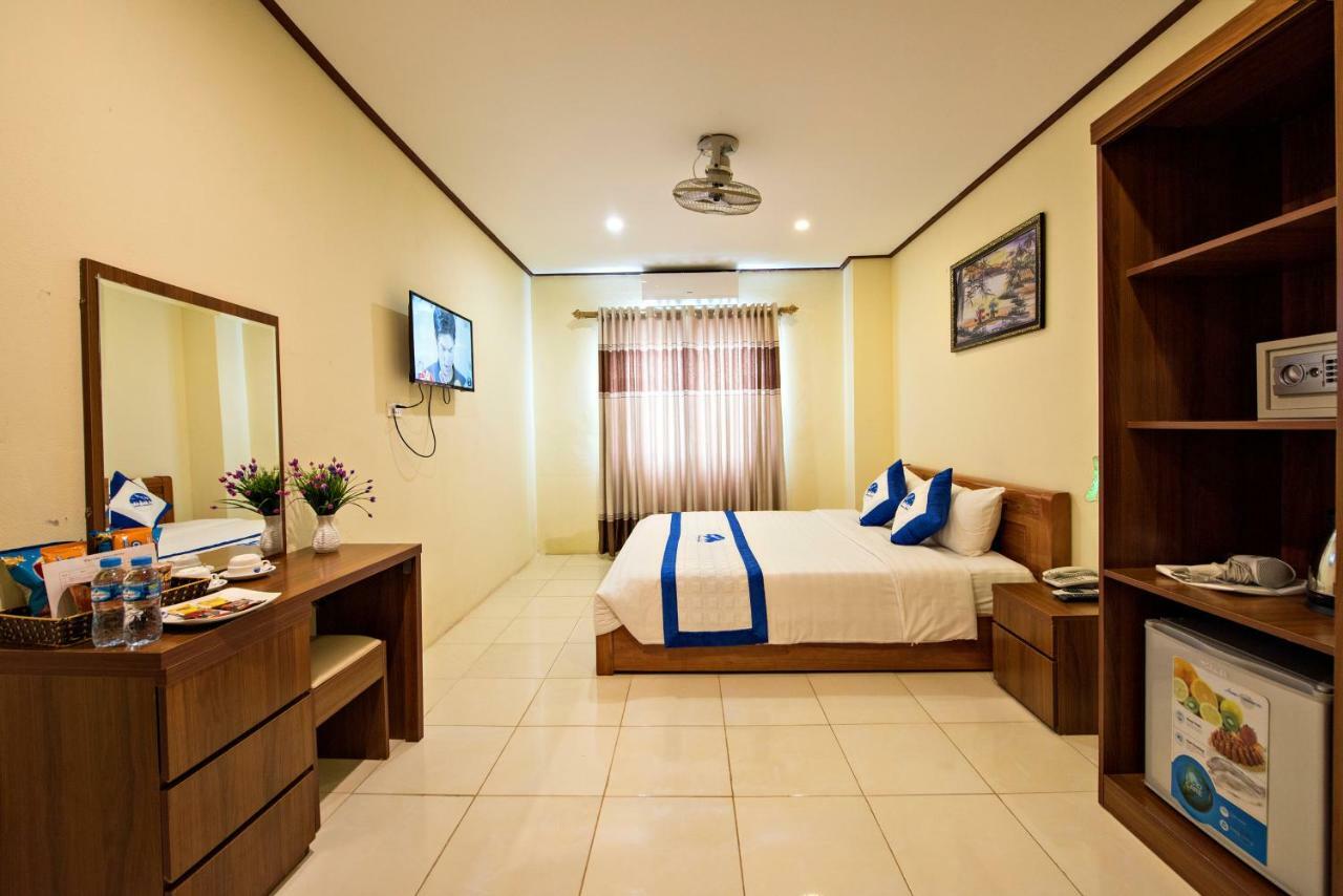 Annecy Hotel Vang Vieng Zewnętrze zdjęcie