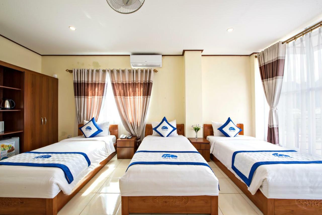Annecy Hotel Vang Vieng Zewnętrze zdjęcie
